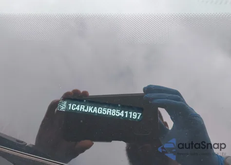 2024 Jeep Grand Cherokee L Altitude X 4X4 from USA, damaged, VIN 1C4RJKAG5R8541197